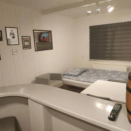 Apartament Z Ogrodem I Parkingiem Nostalgia Olsztyn (Warmian-Masurian)