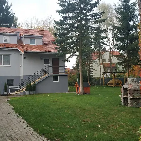 Apartament Z Ogrodem I Parkingiem Nostalgia Olsztyn (Warmian-Masurian)